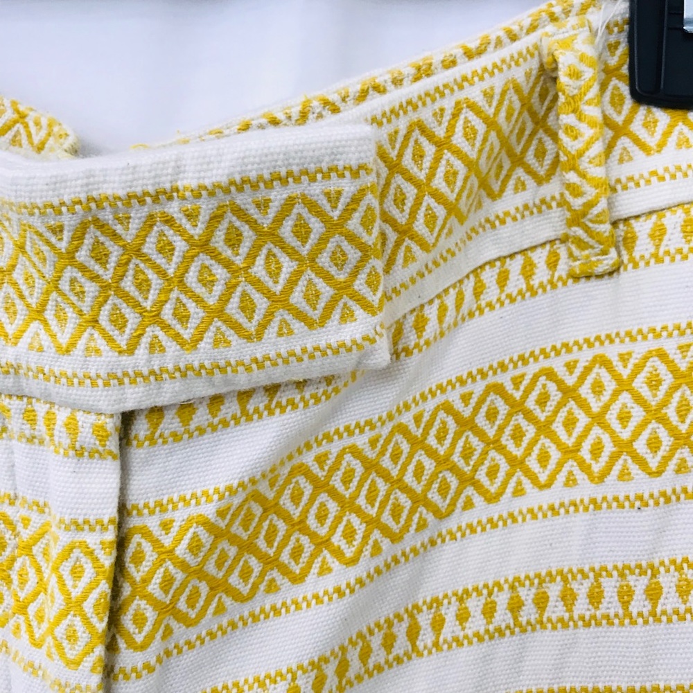 3/$25 100% Loft Cotton Aztec Print Shorts (B1) - Picture 5 of 7